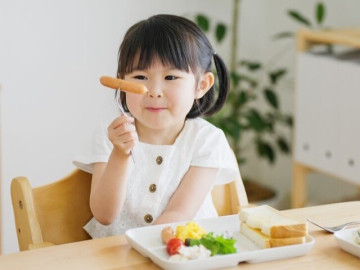 Sức khỏe - Trời lạnh, ăn gì để không bị các bệnh đường hô hấp? Chuyên gia tư vấn nhiều loại thực phẩm có sẵn trong gian bếp