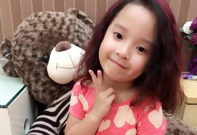 Những bé gái sở hữu ngoại hình đáng yêu luôn nhận được sự chú ý, yêu thích từ mọi người xung quanh.