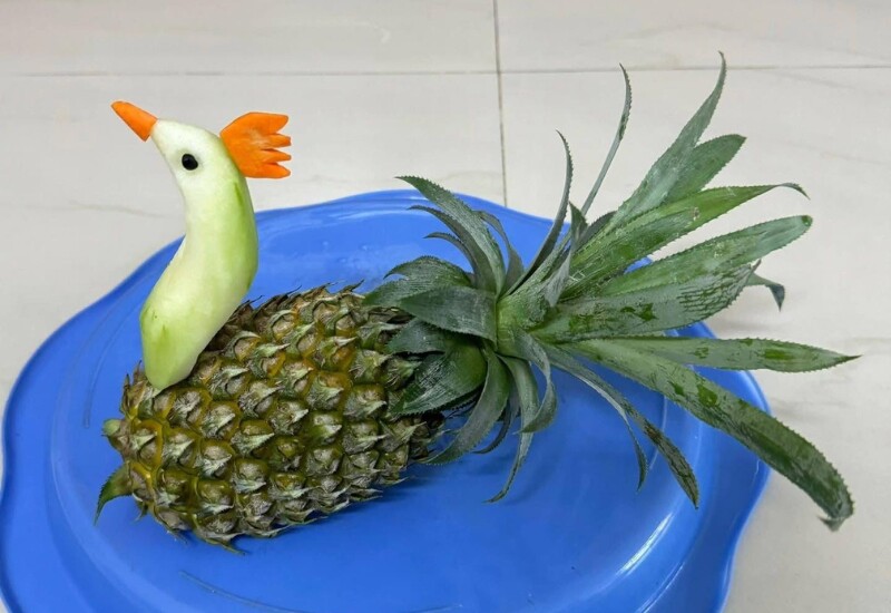 Mẹ con giỏi quá cô chú ơi, cô chú xem và khen mẹ con ạ!