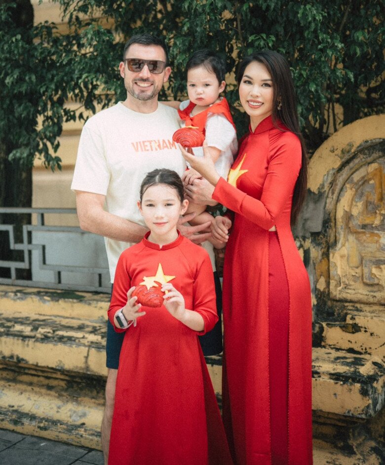 Con gái lai 2 dòng máu của Hà Anh học trường Quốc tế nói tiếng Anh vanh vách, về nhà chăm chỉ học thêm tiếng Việt - 6