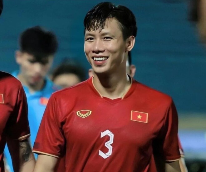 Đội trưởng tuyển Việt Nam cưới nàng Hoa khôi ĐH Vinh, sinh liên tiếp 3 con gái đặt tên theo họ Quế rất độc lạ - 1