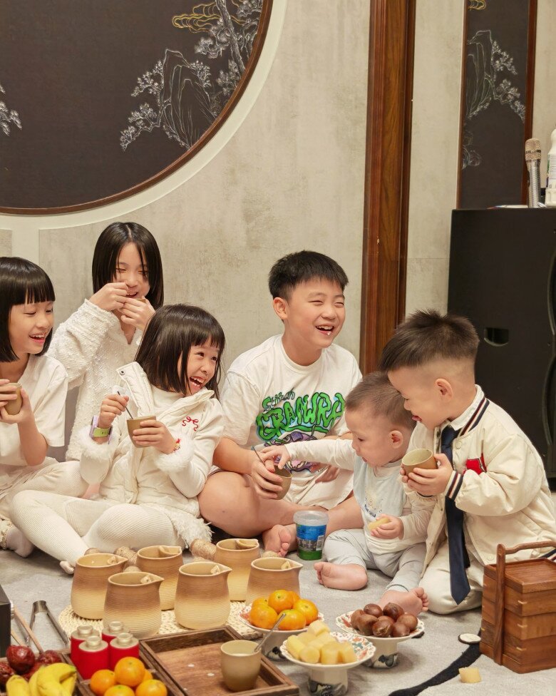 Mỹ nhân Hà Nội 9 năm đẻ liên tiếp 6 con dù mắc bệnh khó sinh, cuối cùng 37 tuổi làm mẹ đơn thân đẹp mơn mởn - 8