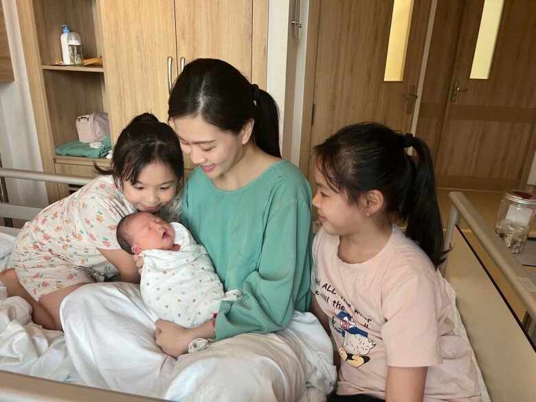 Nàng hậu xứ Nghệ ghi dấu ấn Quốc tế vì quá xinh, ít ai ngờ đã làm mẹ 3 con, càng đẻ càng đẹp - 3