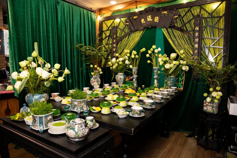 Nữ diễn viên sinh con thứ 2 với đồng nghiệp, làm mâm cúng đầy tháng cho quý tử tuyệt đẹp, hơn nhiều sao Việt - 3