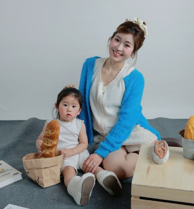 Hotgirl TVHK Việt rời cabin máy bay sang Úc làm mẹ, đẻ liên tiếp 2 con vẫn đẹp mơn mởn, được khuyên đi thi Hoa hậu - 8