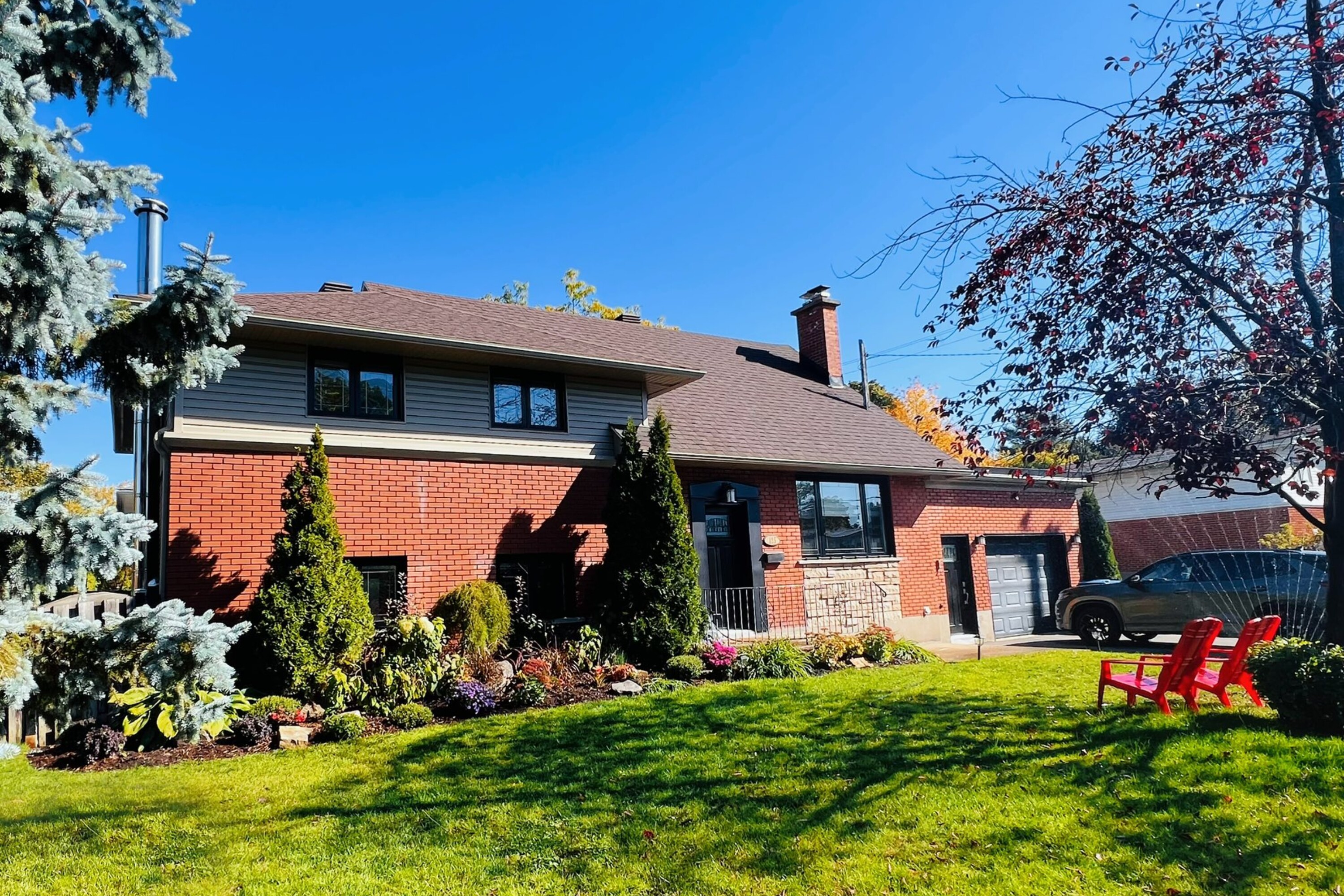 Mẹ trẻ An Giang sang Canada định cư, mang 19 tỷ tiền tiết kiệm xây biệt thự 5 tầng 650m2, ai nhìn cũng nể - 1