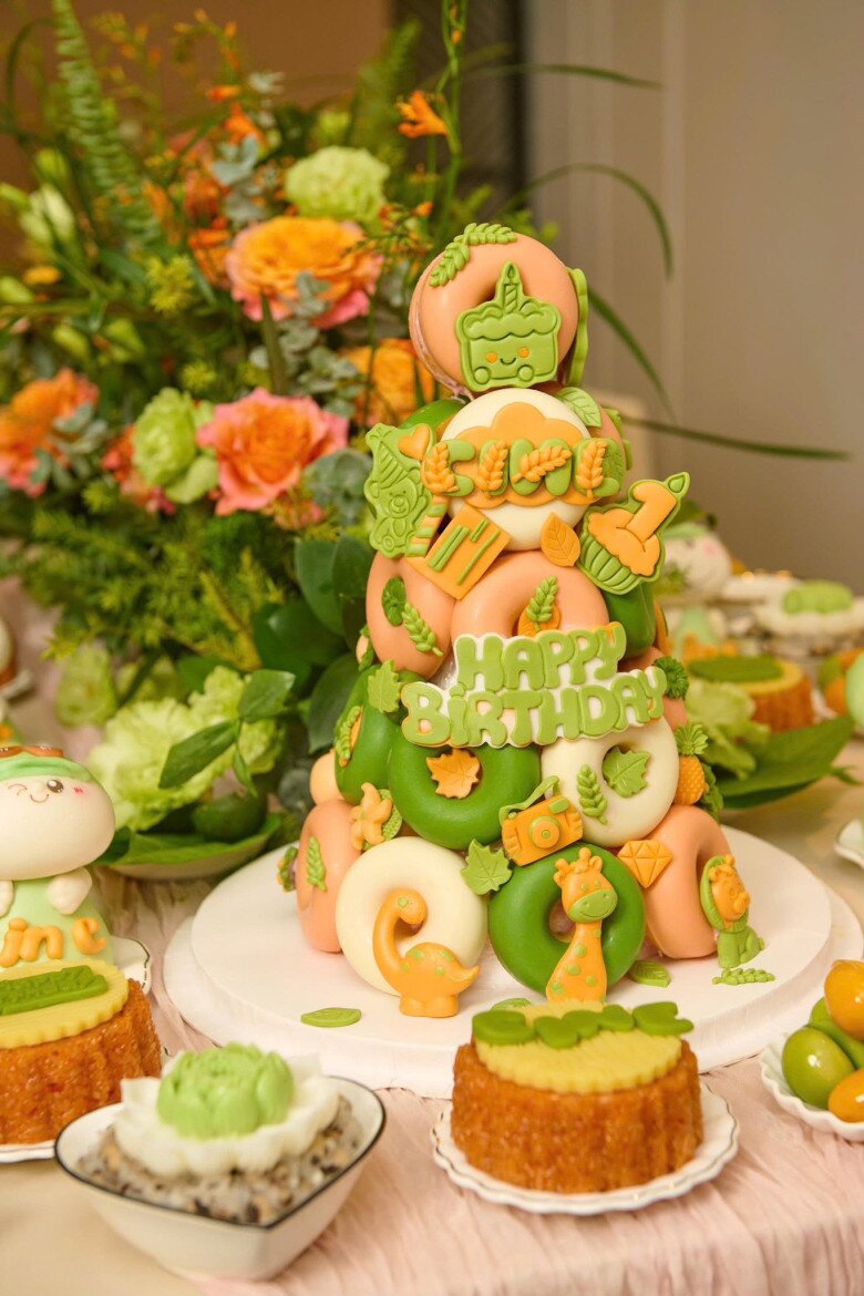 Vợ ca sĩ sinh quý tử, diễn viên Quang Tuấn “Địa đạo” làm tiệc thôi nôi cho con hoành tráng, mâm cúng hút mắt - 4