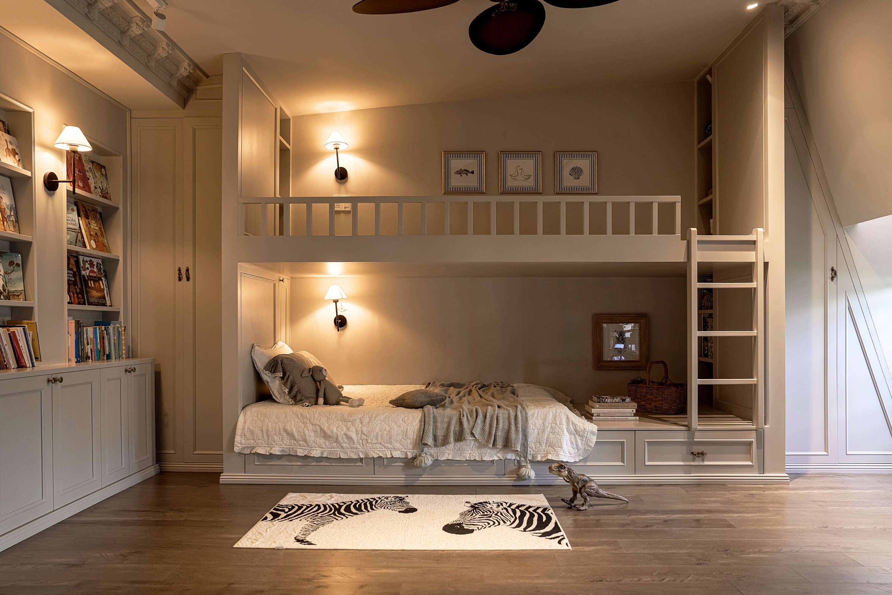 Vợ chồng Hà Nội tiết kiệm tiền xây căn biệt thự tựa Châu Âu thu nhỏ, phủ màu trắng sang trọng, đẹp hút mắt - 4