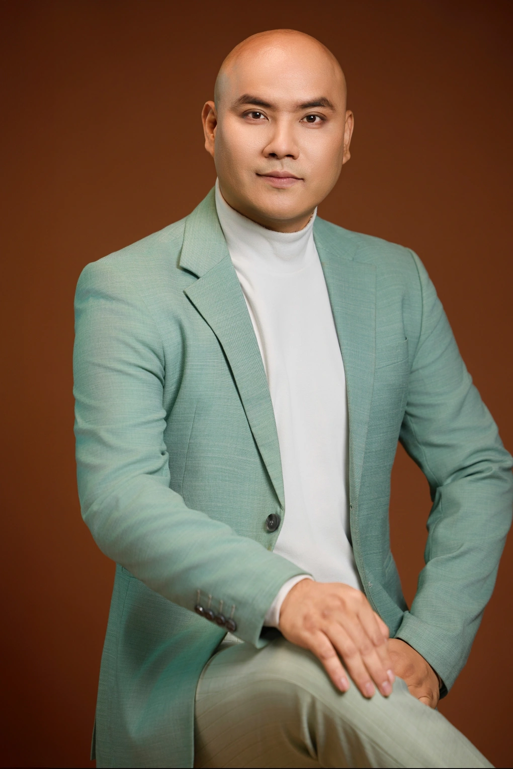 Nam ca sĩ luôn nhớ mẹ sau khi bà qua đời vì tai nạn.