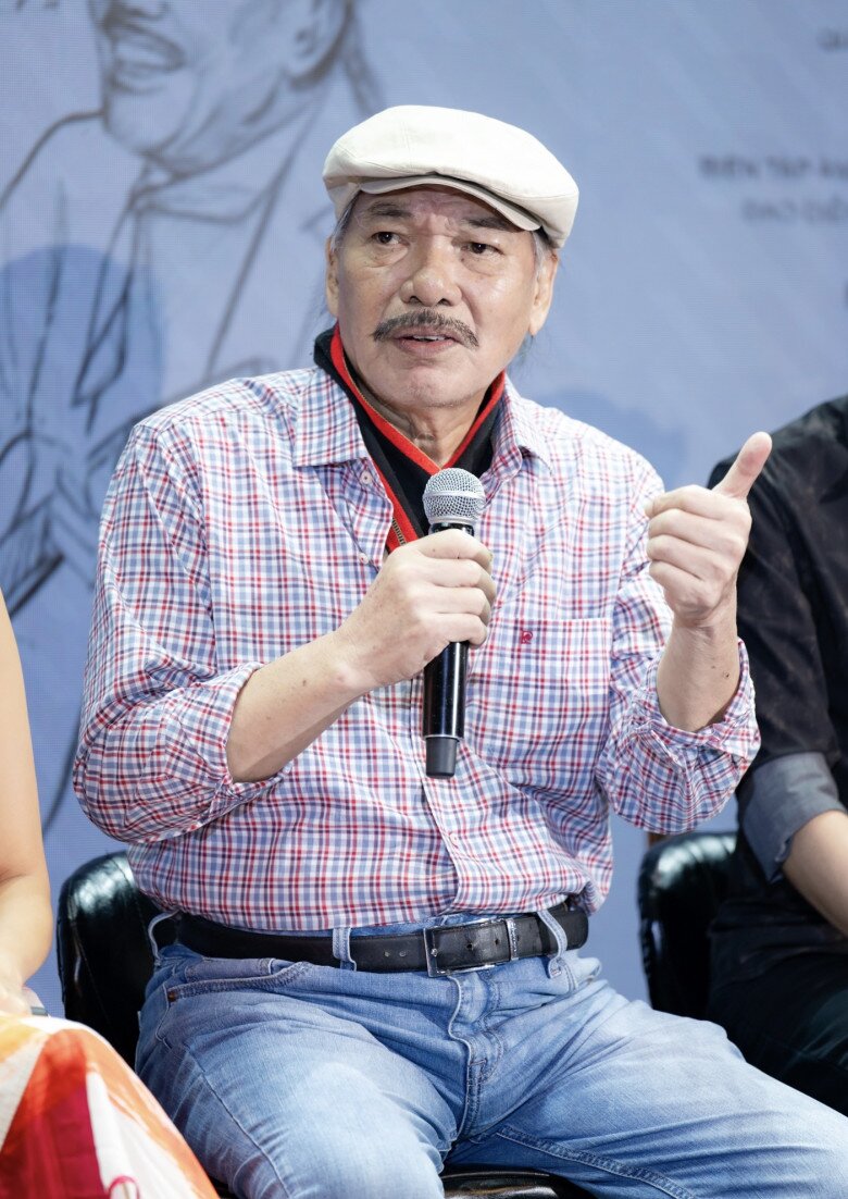 Hiện tại, nam nhạc sĩ vẫn đang điều trị bằng thuốc, tập thiền và thể dục mỗi ngày.