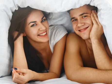 Không cần lời lẽ táo bạo, 7 câu nói này vẫn có thể "hâm nóng" chuyện vợ chồng