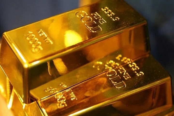 Giá vàng thế giới hôm nay giảm mạnh. (Ảnh minh họa: Reuters)