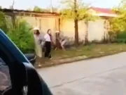 Sức khỏe - Ba mẹ con cô giáo bị chém trên đường: Người mẹ và con gái 11 tuổi qua cơn nguy kịch