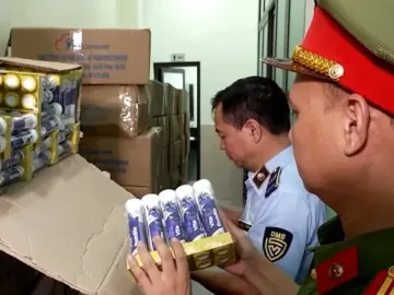 Khởi tố 4 đối tượng làm giả hơn 1,2 triệu lọ C sủi chứa chất bảo quản vượt ngưỡng
