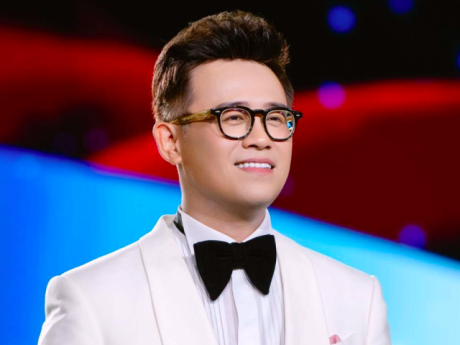 Học vấn đáng nể của nam MC dẫn "Vua tiếng Việt" mùa mới