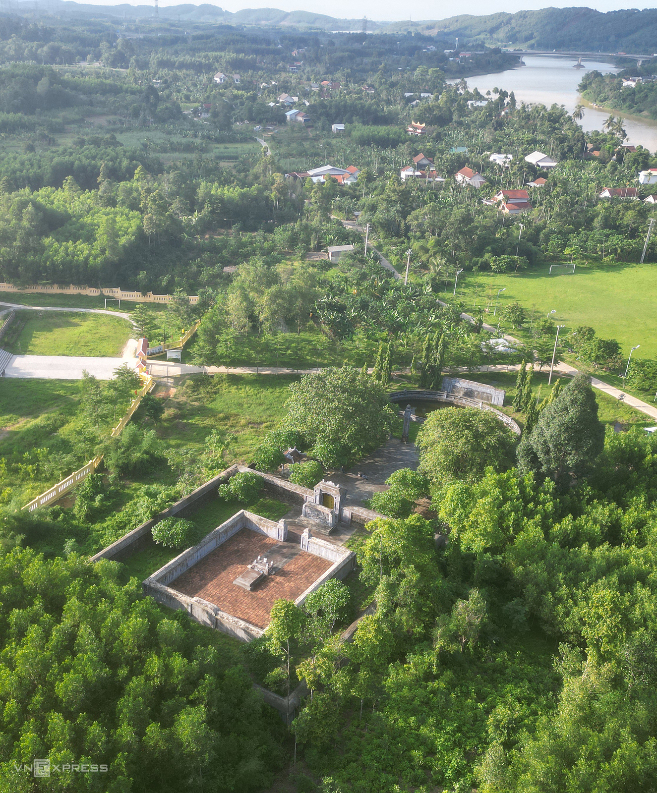 Nơi An Nghỉ Của Vị Chúa Nguyễn Đầu Tiên - 1