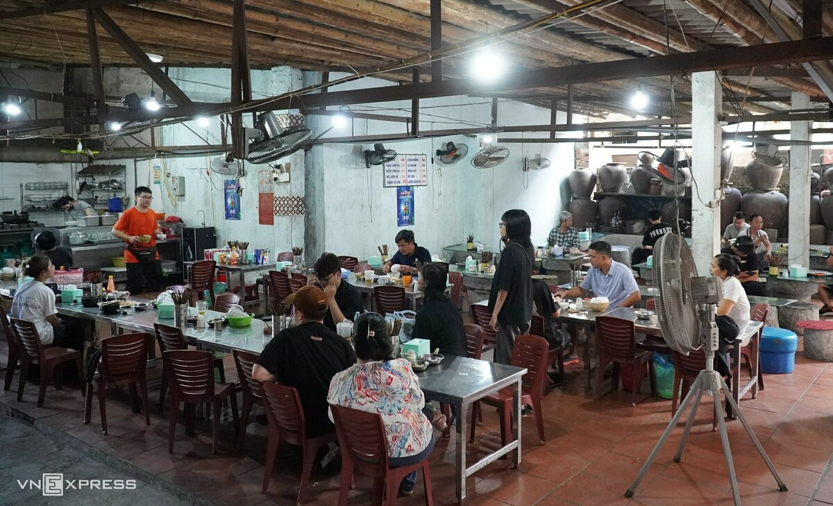 Quán cháo lươn còn nguyên hạt gạo nổi tiếng ở xứ Thanh - 8
