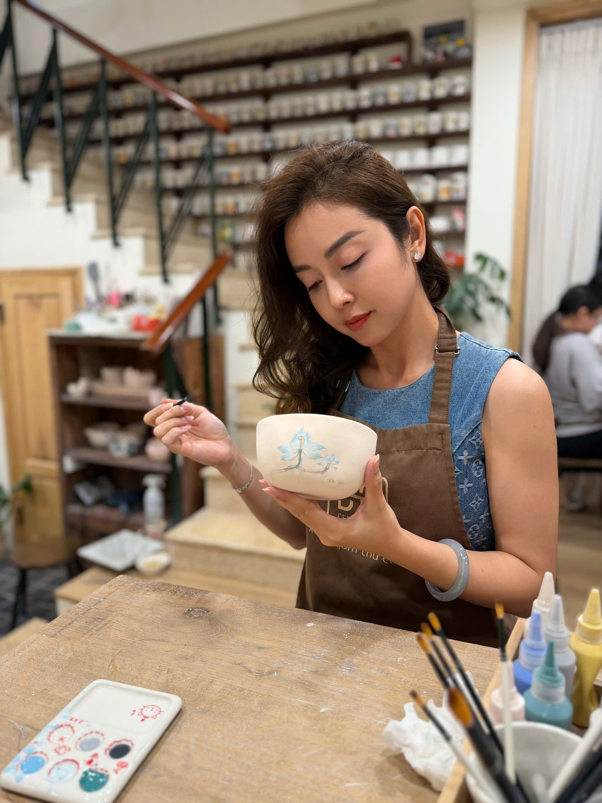 Jennifer Phạm cho biết các con lớn nhanh, thay đổi từng ngày nên cô trân trọng từng giây phút được cùng các con trải nghiệm, vui chơi.