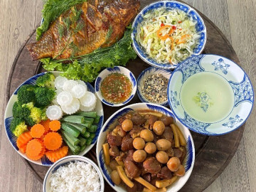 Bếp Eva - Hôm nay nấu gì: Bữa tối có đủ cá, thịt mà không hề ngán