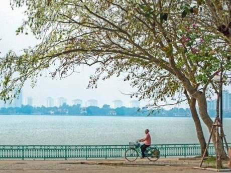 Miền Bắc nắng ráo kéo dài, thời tiết Hà Nội mức nhiệt cao nhất bao nhiêu?