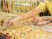 Tin tức - Quy định mới: Mua, bán vàng từ 5 triệu đồng trong ngày phải chuyển khoản