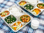 Sức khỏe - Siết an toàn bữa ăn bán trú theo hướng dẫn của Bộ Y tế