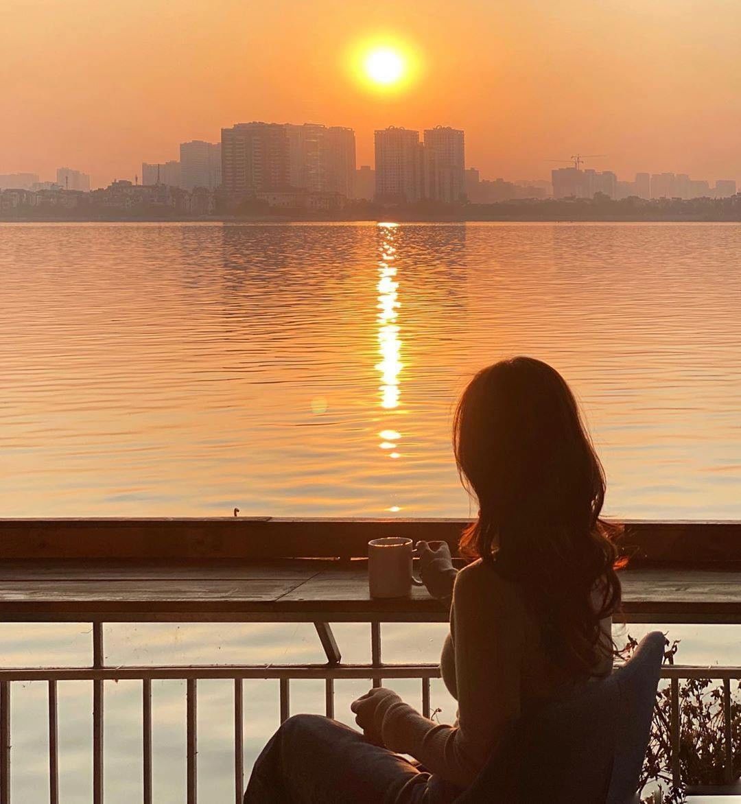 Đón Hoàng Hôn Hồ Tây Là Trải Nghiệm Thú Vị
