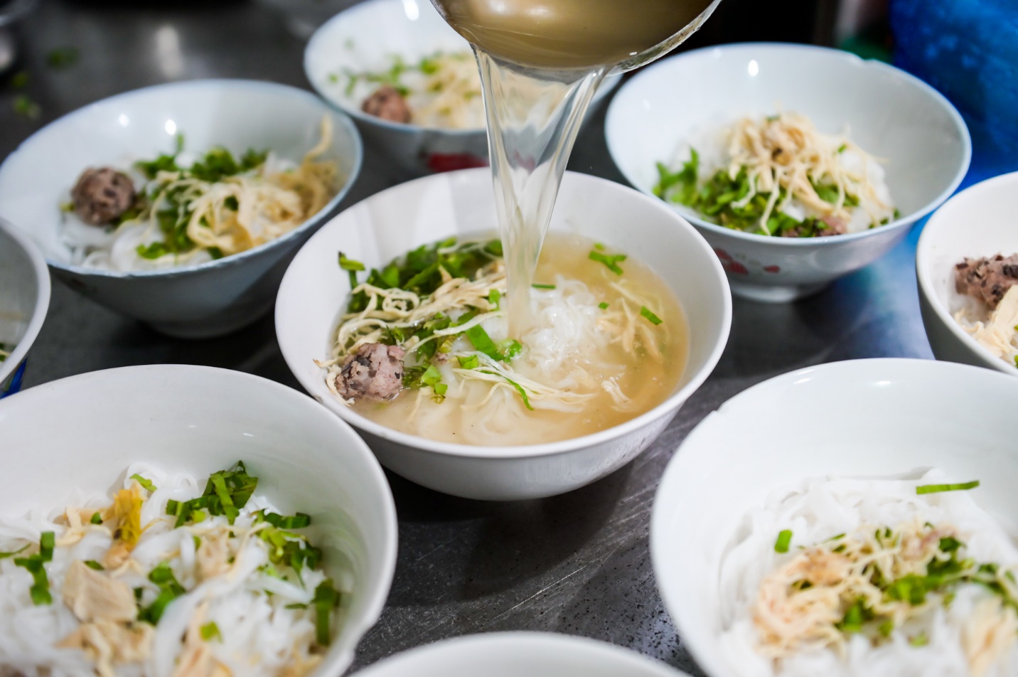 Bát phở 5k đầy đặn