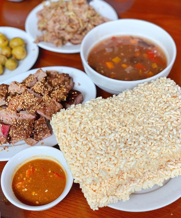 Bữa trưa no nê chỉ vài trăm nghìn đồng