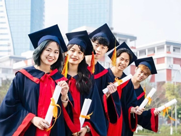 Sinh viên tốt nghiệp giỏi, xuất sắc cao: Điểm số có phản ánh đúng năng lực?