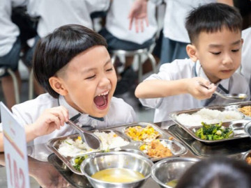 Hà Nội chốt mức trần tiền ăn bữa trưa bán trú