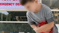 Đau bụng tưởng bệnh tiêu hóa, nam sinh 16 tuổi phải cắt bỏ tinh hoàn