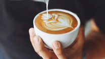 Thói quen khi uống cà phê nhiều người mắc, có thể tăng nguy cơ ung thư