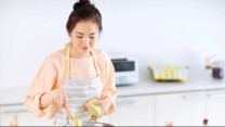6 sai lầm trong gian bếp biến bữa ăn thành 'ổ bệnh'