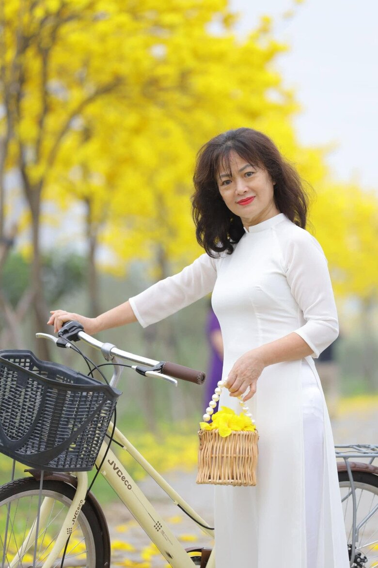 Gallery - Mẹ ruột Đan Lê thời trẻ được gọi là Thủy điệu - Hoa khôi Bách khoa, vượt qua nhiều biến cố nay vẫn trẻ đẹp - image 7