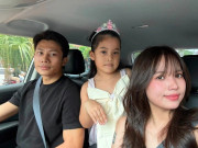Giải trí - Chàng trai Thanh Hóa đỗ Thủ khoa Sân khấu, vợ từng cùng mặc chung áo mưa, giờ lập hẳn "nhà gấu" cho con gái