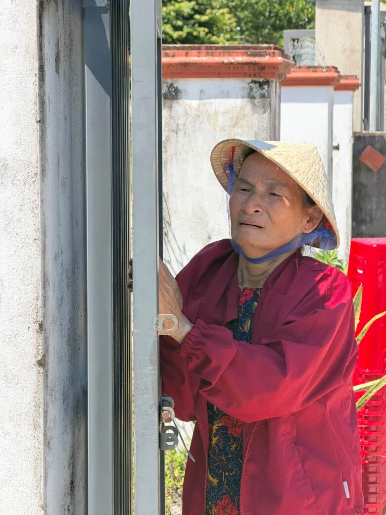 Đa phần khán giả đều nhìn mẹ Tính mà thương.