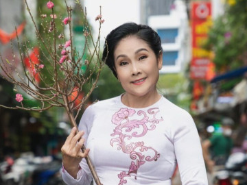 Em gái nghệ sĩ Vũ Linh bán bún mưu sinh ở tuổi 63
