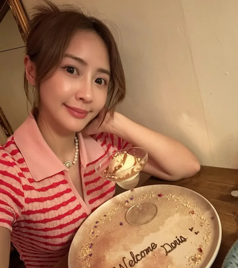 Nhiều năm điều trị hiếm muộn, mỹ nhân đình đám vỡ oà amp;#34;dính bầuamp;#34; tự nhiên ở tuổi U45, khoe bụng lùm lùm đẹp rạng rỡ - 4