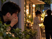 Yêu - Thấy vợ nửa đêm lén lút đi gặp người lạ, biết danh tính đối phương, tôi bật khóc nức nở