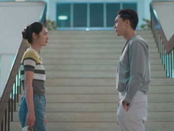 Yêu - Chồng cũ mang quà tới thăm con gái, tôi đóng cửa không gặp nhưng nghe con nói 1 câu, tôi liền đưa anh 300 triệu