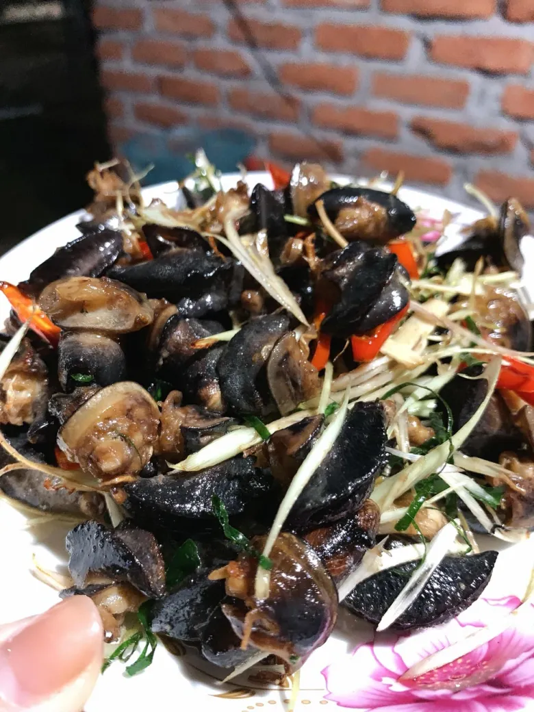 Đặc sản nghe tên amp;#34;nổi da gàamp;#34;, xưa không ai dám ăn nay là món khoái khẩu được ưa chuộng ở thành phố, 120.000 đ/kg - 3