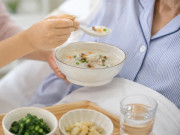 Sức khỏe - Mắc cúm A: 5 thực phẩm nên ăn và 3 loại nên hạn chế