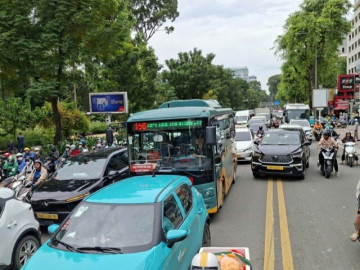 TP.HCM bắt đầu phân luồng nhiều tuyến đường để làm metro, người dân lúng túng