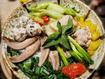 Cây dại được ví như "sâm xanh, tổ yến" của người nghèo, ngon sạch lại tốt cho tim mạch, làm món này cực ngon