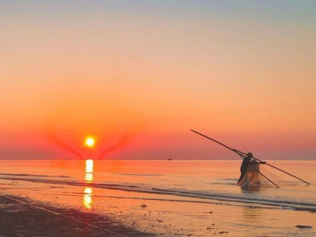10 địa điểm du lịch nổi tiếng Quảng Ninh, du khách thích mê quên cả lối về