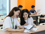 Tin tức - Ngành học ở Việt Nam dễ xin việc trong những năm tới, khát nhân lực có trình độ cao, ra trường "hái ra tiền"