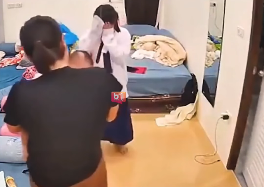 Chị gái làm em sơ sinh ngã úp mặt xuống đất, người mẹ phát hiện liền có phản ứng khiến ai nấy nín lặng - 3