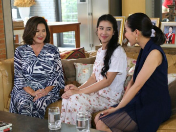 Mẹ chồng suốt ngày khen con dâu nhà hàng xóm xinh đẹp, giỏi giang lương 30 triệu, đến khi tôi nói sự thật, bà tái mặt
