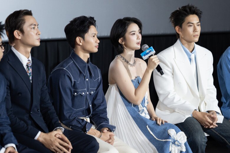 Diễn viên Ngọc Xuân giải thích những hình ảnh thân thiết của cô và Gia Huy chỉ phục vụ cho quá trình quảng bá dự án.